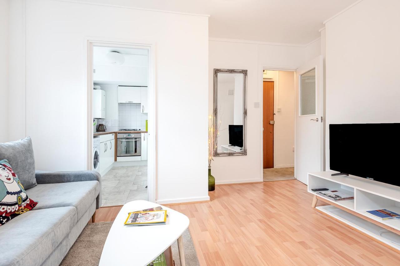 Modern One Bedroom Victoria Apartment London Ngoại thất bức ảnh